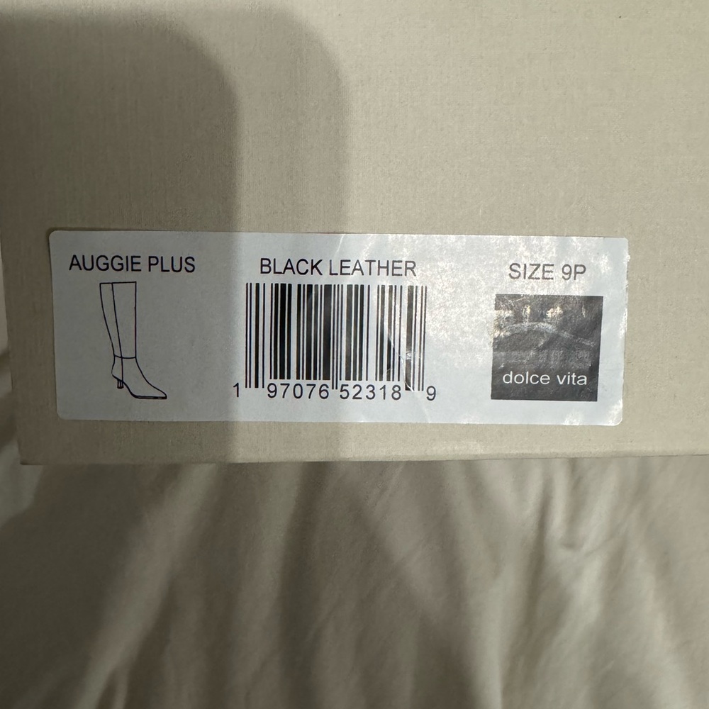 Dolce Vita Auggie Boots - Picture 4 of 4